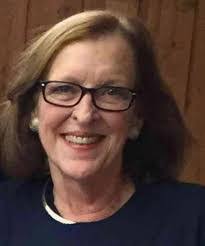 Beth Hanks's Instagram, Twitter & Facebook