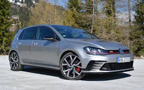 However, volkswagen took the bar a notch higher by revealing the vw golf 8 gti clubsport. 2016 Volkswagen Golf Gti Clubsport A Golf On Cocaine The Car Guide