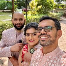 They say opposites attract, But is that really true? Let's see… There's a  couple I know where in no particular order, One is Jhalli