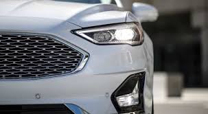Alle marken mit preisen und fotos. Sophisticated Sedans 2020 Ford Fusion Vs 2021 Toyota Camry