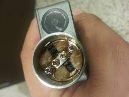 Or a tank that used to hold golden liquid that has since turned dark brown or black. Why Is The Cotton In My E Cigarette Turning Brown