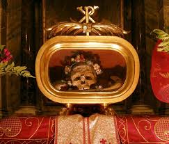 Discussion in 'valentine' started by camail, sep 3, 2013. Is St Valentine S Skull Inside Santa Maria Basilica In Rome