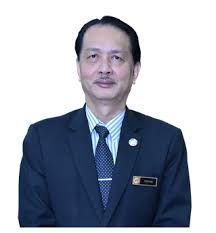 Menurut sumber, ketua pengarah kesihatan ini turut menyampaikan pesanan dengan meminta semua rakyat malaysia kekal duduk di rumah dan mematuhi perintah kawalan pergerakan (pkp) sebagai hadiah hari lahirnya pada selasa, 21 april. Biodata Ringkas Tan Sri Datuk Dr Noor Hisham Bin Abdullah