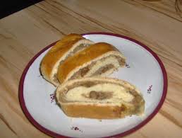 Nussstrudel Aus Germteig Rezept Mit Bild Rezept Rezepte Strudelteig Rezept Mohnkuchen Mit Streusel