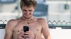 Sie Ist Ganz Nett Das Sagt Alexander Zverev Uber Sophia Thomalla Stern De
