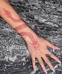 Why don't you try chinese dragon tattoo for your next tattoo? The Meaing Of Dragon Tattoos On Women Men The Skull And Sword