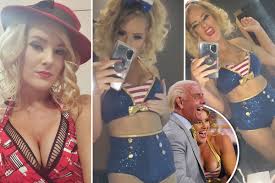 Wwe Star Lacey Evans Performs Sexy Dance To Song Ric Flair Drip To Troll Rival Charlotte Flair On Instagram She is currently signed to wwe where she performs on the smackdown. wwe star lacey evans performs sexy