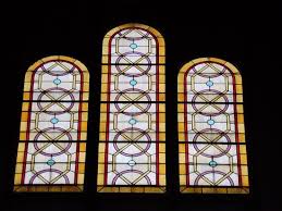 Aux xixe et xxe siècles, avec de nouveaux matériaux et dès 1878 à l'exposition universelle de paris on découvre le verre « américain » ou verre tiffany. Vitraux Picture Of Eglise Notre Dame Du Travail Paris Tripadvisor