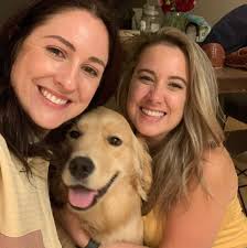 Tammy Dumont's Instagram, Twitter & Facebook