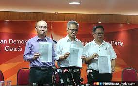 Pemuda bersatu nasihatkan lim guan eng bermuhasabah dan jangan hipokrit saat bicara soal perkauman. Lim Lip Eng Education Background
