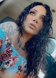 Dani Smith (@dani_numone) • Instagram photos and videos