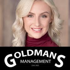 Naomi Stroud's Instagram, Twitter & Facebook