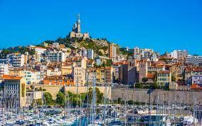 Le 7e arrondissement est le plus onéreux des arrondissements marseillais, avec 3 943 €/m². Le Nombre D Habitants Dans La Ville De Marseille