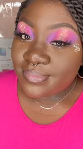 Ebony Luter (@officialebonyeyes) • Instagram photos and videos