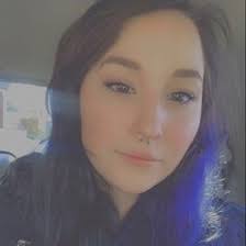 Grace Salas's Instagram, Twitter & Facebook