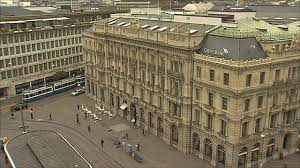 A primary goal of snb is price stability and creating an appropriate environment. Swiss Banks Under Us Pressure Bbc News