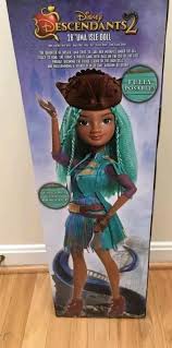 It's good to be bad! Disney Descendants Uma 28 Inch Uma Isle Doll In Hand 1895781775