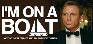 Pierce brosnan hasn't made an appearance yet, but q's special boat driven by a stuntman has already made a splash. New Spectre Image Hints At James Bond Boat Chase Scene