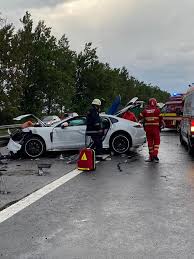 Poliția rutieră anunță că autostrada este aglomerată și sfătuiește șoferii să circule cu prudență. Accident Grav Pe Autostrada Soarelui Traficul A Fost RestricÅ£ionat