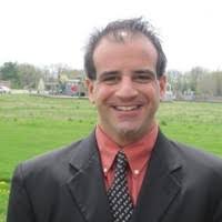 Garen Vartanian's Instagram, Twitter & Facebook