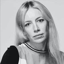 Jennifer Copley's Instagram, Twitter & Facebook