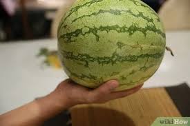 (you can also flick the rind with your finger.) if you hear a plunking sound, it means it is hollow and therefore ripe. How To Select A Watermelon 14 Steps With Pictures Wikihow