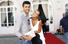 Agora, para recordar este dia especial, a apresentadora partilha uma imagem rara ao lado de paula. Caras Daniel Oliveira E Andreia Rodrigues Tem Gesto Solidario No Dia Do Casamento