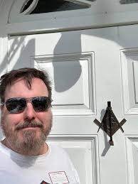 Girls learn about Jamestown in Williamsburg