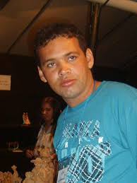 BLOG DO ROBERTO ALMEIDA: POETA POPULAR LANÇA CD NO CENTRO CULTURAL