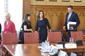 We did not find results for: Itthon Arrogancia Es Nulla Onkritika Varga Judit A Legorbanibb Miniszter Lesz Hvg Hu