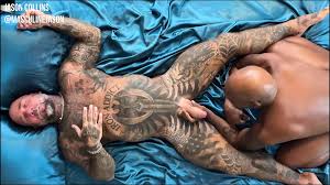 Interracial Fuck with Frank Bottoms: Gay Bareback Porn by FapHouse