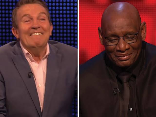 ITV The Chase's Bradley Walsh runs off set in hysterics after Shaun Wallace makes huge blunder - The Mirror