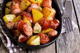 Da fare quando non si ha voglia di spignattare e poi piace tanto ai bambini! Come Cucinare I Wurstel E Patate Al Forno Veloci E Light Ricette In 30 Minuti