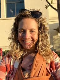 Jennifer Seamons's Instagram, Twitter & Facebook