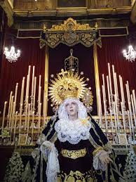 Confrérie qui marque le début de la semaine sainte. Hermandad Carreteria Hdadcarreteria Twitter