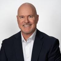 Anna Wardlaw's Instagram, Twitter & Facebook