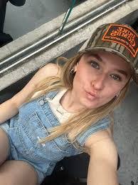 Glen Rivera's Instagram, Twitter & Facebook