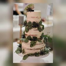 Wedding Cake Mit Eukalyptus Disteln Und Blattgold Hochzeitstorte Hochzeit Im Herbst Hochzeit