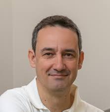 Eric Amblard Coach Professionnel added a temporary profile picture.