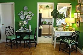 The grassy green designer muriel brandolini chose for her hampton bays dining room highlights the colors in the space's thomas trosch painting. Green And Black Dining Room Eclectic Dining Room Mythic Paint Hanging Vine Sanity Fair