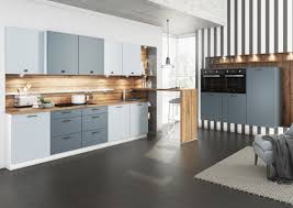 Burger küchenmöbel gmbh produziert seit 1917 einbauküchen an dem standort burg (b. Kitchen World Burger