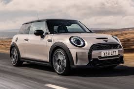 Hear the same activity in the door when i am inside and try to unlock it. Mini Cooper S 3 Door Hatch 2021 Uk Review Autocar