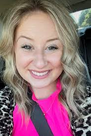 Lacie Shaw's Instagram, Twitter & Facebook