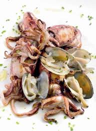 Receta De Chipirones A La Plancha Con Almejas Gallina Blanca Chipirones A La Plancha Chipirones Comida