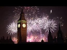 Treat Yourself And Watch These Fabulous Fireworks Full Screen Happy New Year From Anglotopia Here London Fireworks New Years Eve Fireworks London Christmas