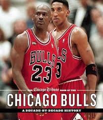 View chicago bulls tickets & schedule. Chicago Tribune Book Of The Chicago Bulls A Decade By Decade History Chicago Tribune Staff Amazon De Bucher