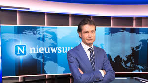 Jeroen past perfect daarnaast is hij een prettige presentator: Jeroen Wollaars Nieuwe Presentator Nieuwsuur Nieuwsuur