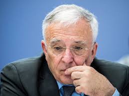 Ministrul muncii spune că în prezent sunt peste 35.000 de persoane care cumulează pensia cu salariul la stat. Mugur IsÄrescu Este Ingrijorat CÄ Èi Va Pierde FuncÅ£ia De Guvernator Al Bnr Din Cauza Legii Care Interzice Cumulul Pensiei Cu Salariul Newmoney