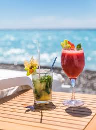 La Carte De La Plage Le Galet A Nice Promenade Des Anglais Bebidas Coloridas Drinks E Coqueteis Frutas