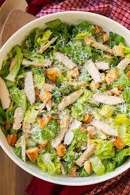 You Can Never Have Too Many Salad Recipes Right And Of Course We All Need This Classic Chicken Caesar Salad Recipe Caesar Salad Recipe Chicken Ceasar Salad